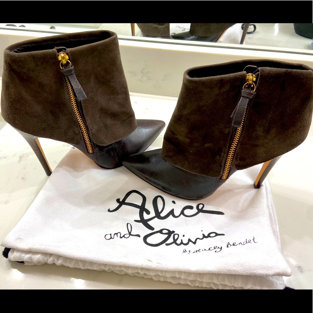 Alice + Olivia booties